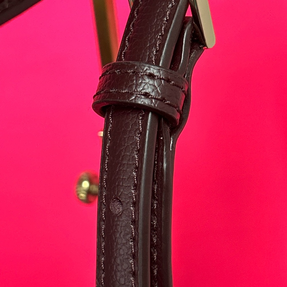 kate spade cranberry nylon crossbody w/Elephant Bag Charm Approx. 10 x 7 x 2 - Picture 7 of 16